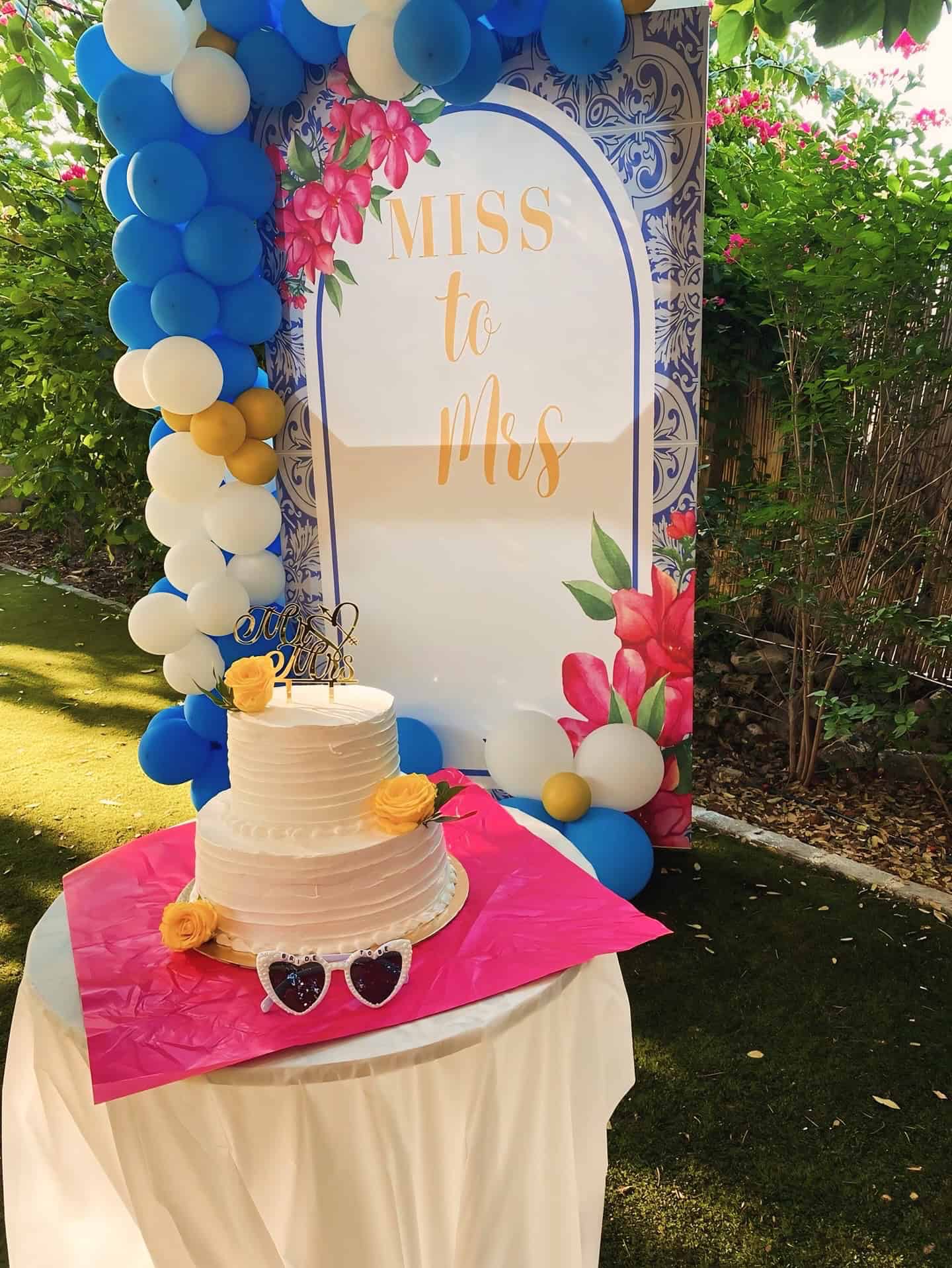 Stylish bachelor celebration in Beit Tout’s cozy garden setting – perfect for private gatherings in Saida.